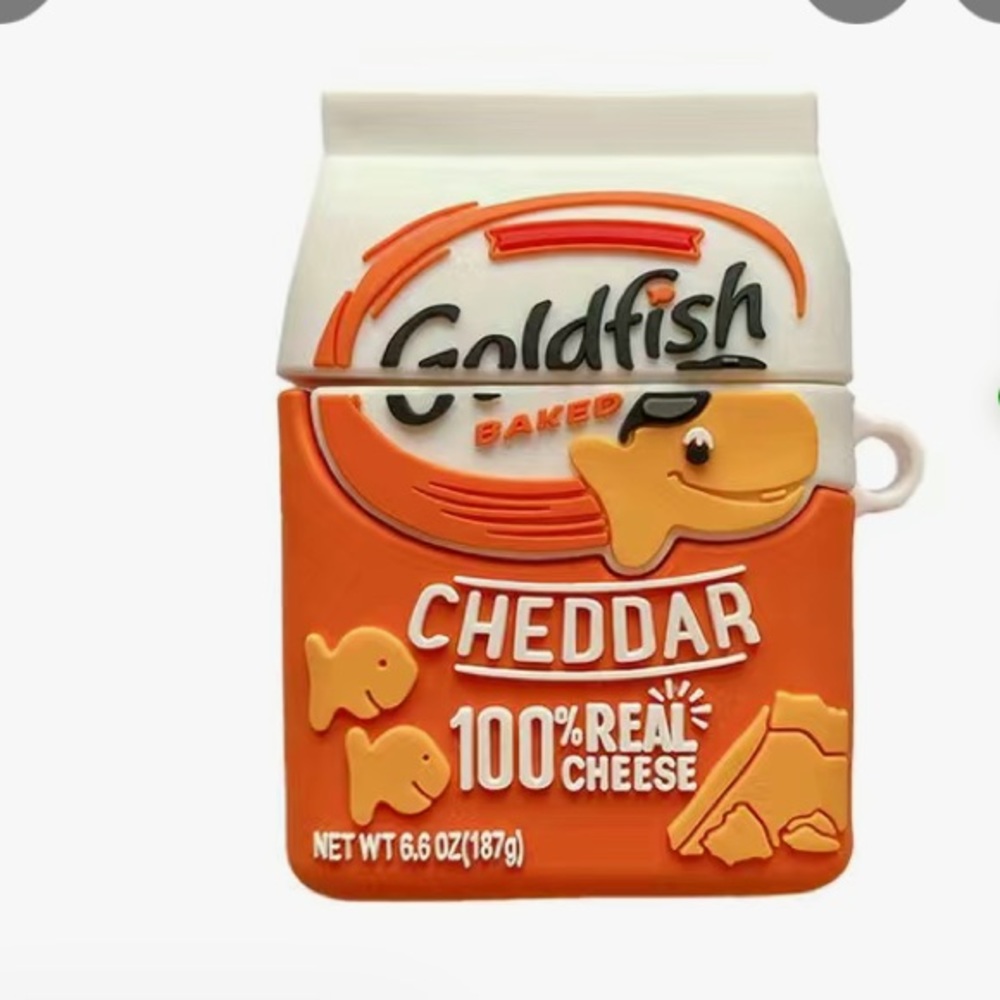 GOLDFISH EARPOD CASE